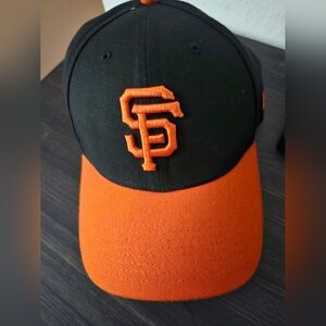 BNWOT NEW ERA SAN FRANCISCO GIANTS FLEX FIT